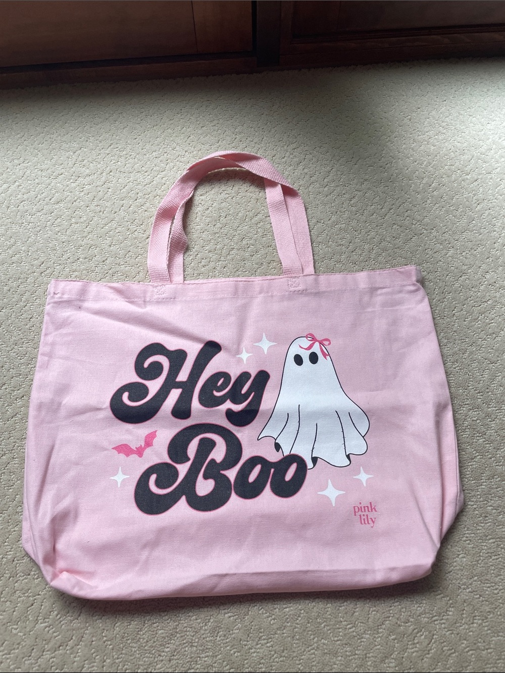 Pink Lily Light Pink 'Hey Boo' Graphic Tote